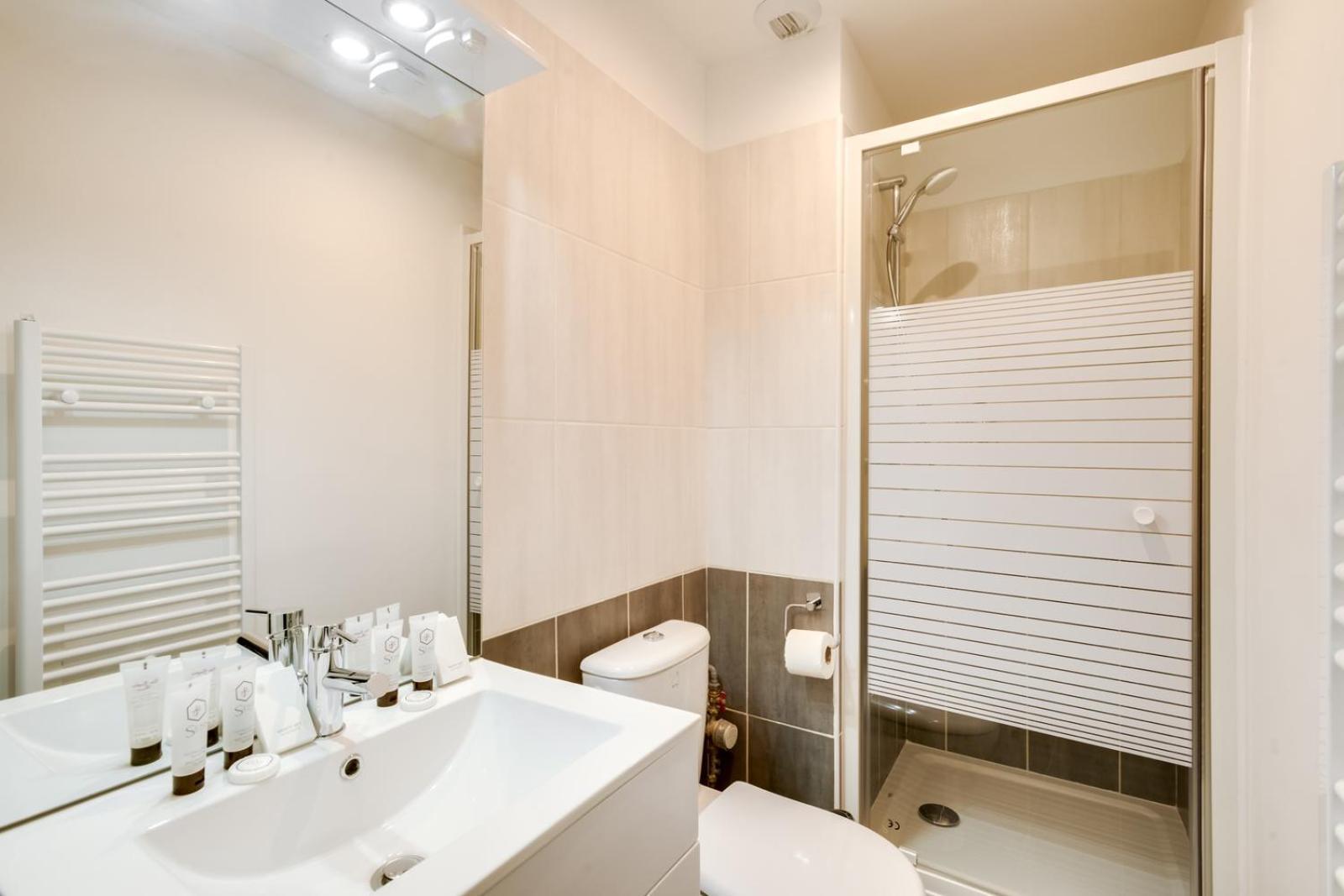 806 Suite Magic - Superbe Appartement Баньоле Екстериор снимка